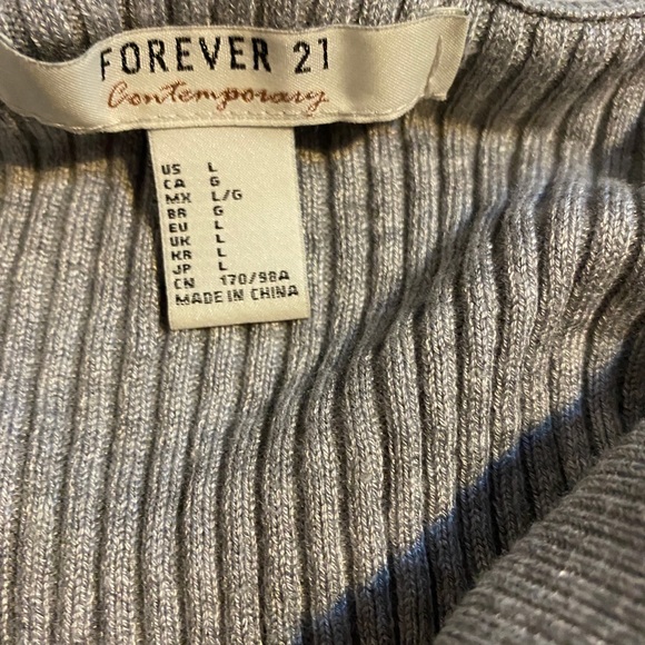 Grey knit off the shoulder sweater - Picture 2 of 2